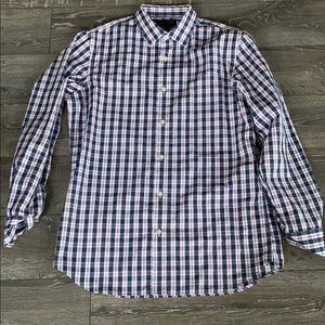 Men’s long sleeve button up shirt